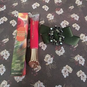 Wicked Poppy Plumping Lip Gloss